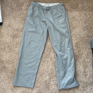 Nike sweatpants. Womens